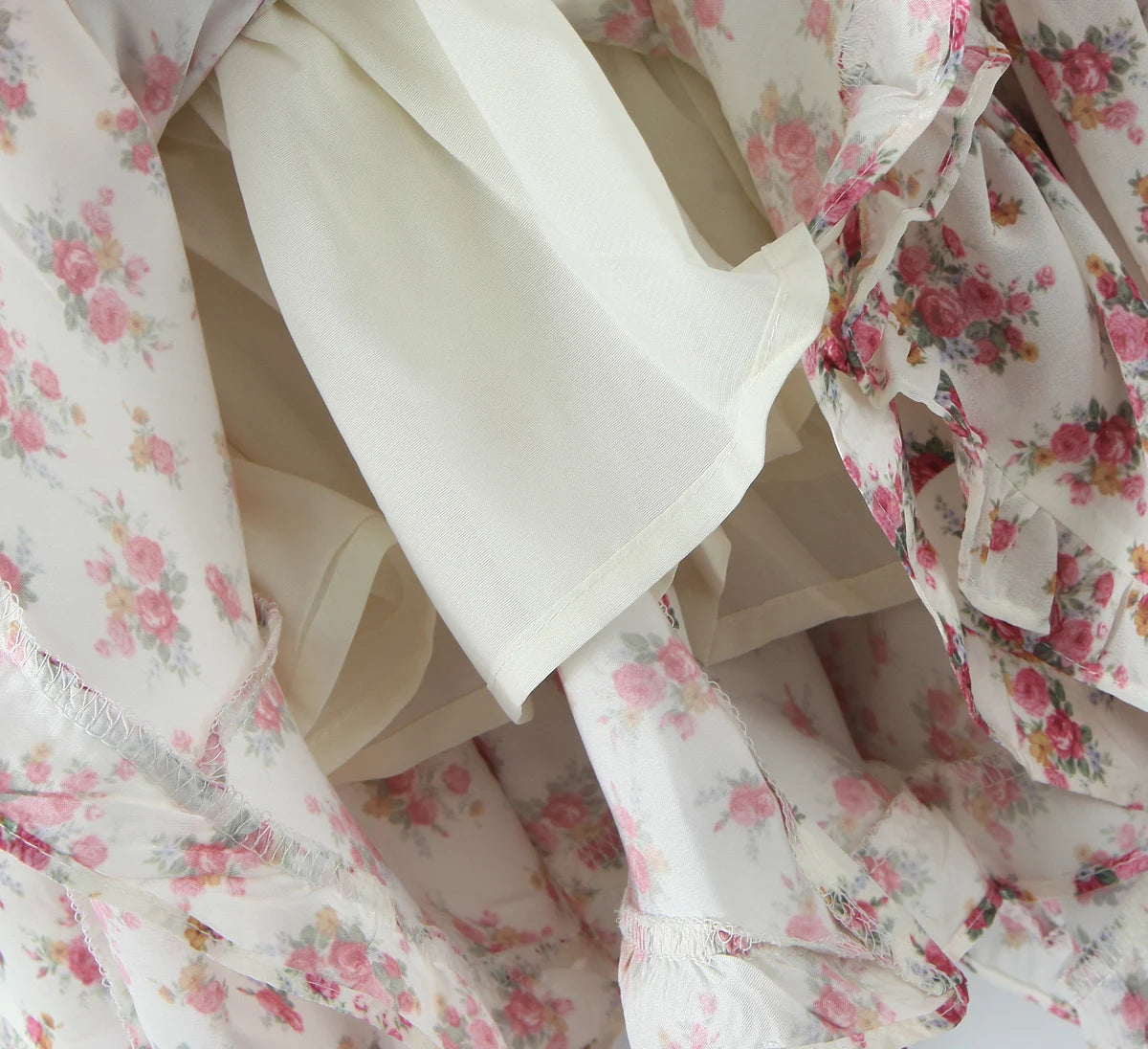 2025 Women White Pink Flower Print Puff Long Sleeve Dress Open Buttons Wood ears Ruffles Hem Mini Shirt Dresses Holiday Robe