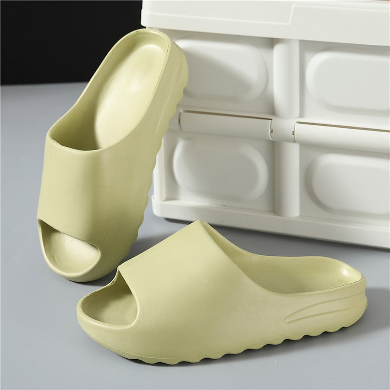 Summer Winter Slippers Women Men Sandals Casual Beach Shoes Soft Bottom Slides Thick Platform EVA Anti-Slip Home Slipper